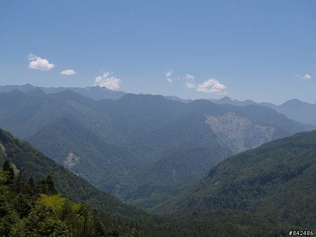 新竹五峰鄉一日遊--觀霧、雪霸休閒農場、清泉