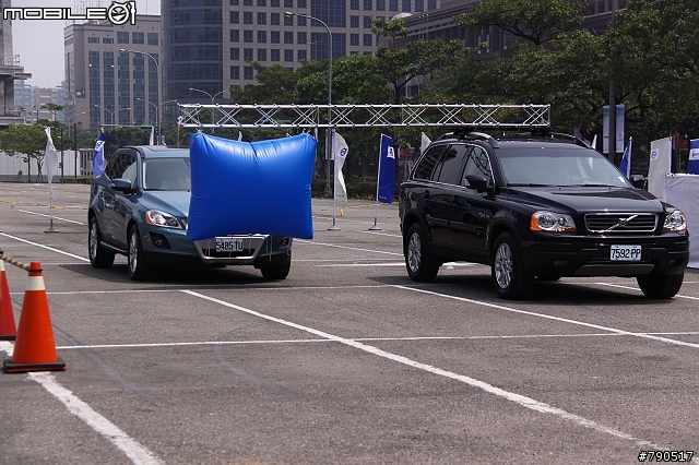 安全科技新體驗 - VOLVO CITY SAFETY