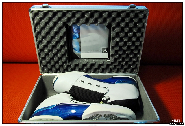 高中時代的收藏品 不知道算不算逸品 AIR JORDAN XVII