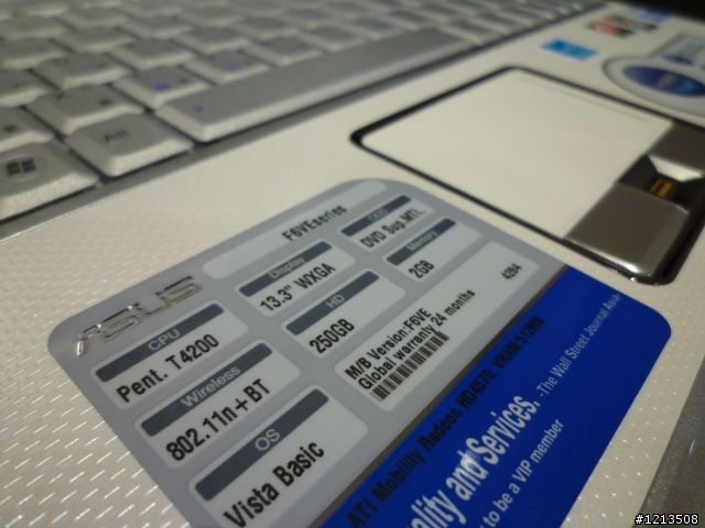 《開箱文》就愛white(ASUS F6VE)