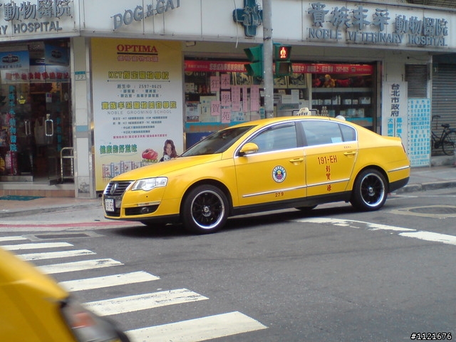 Golf  計程車 .. 第一次看到