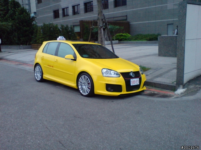 Golf  計程車 .. 第一次看到