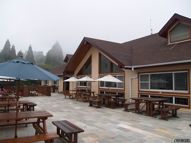 新竹五峰鄉一日遊--觀霧、雪霸休閒農場、清泉