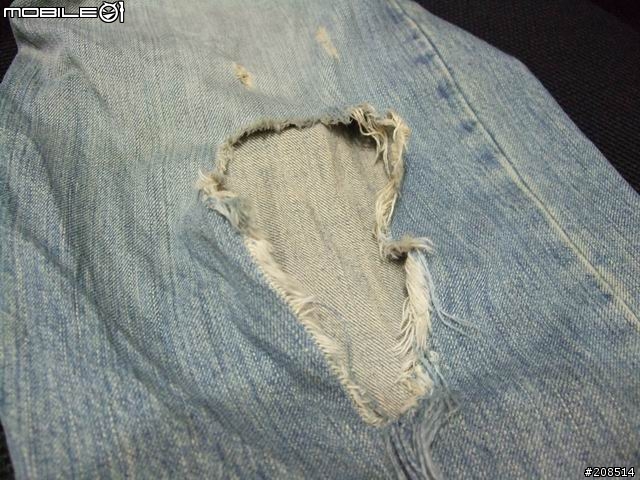 [以解決]各位住台中的帥帥跟水水們 請救救我的牛仔褲...