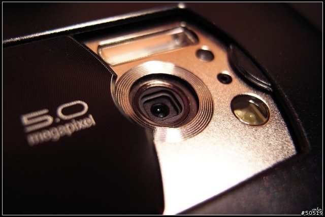 [尊爵的光芒]   Sony Ericsson -Cyber-shot __C901  (新增實拍照片)