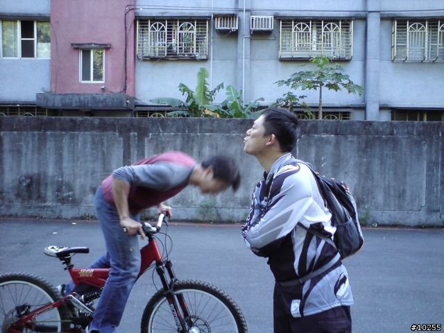 洽x團後 的 "休閒娛樂"