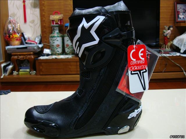 [開箱+實著照]Alpinestars SuperTech R 車靴~更新!