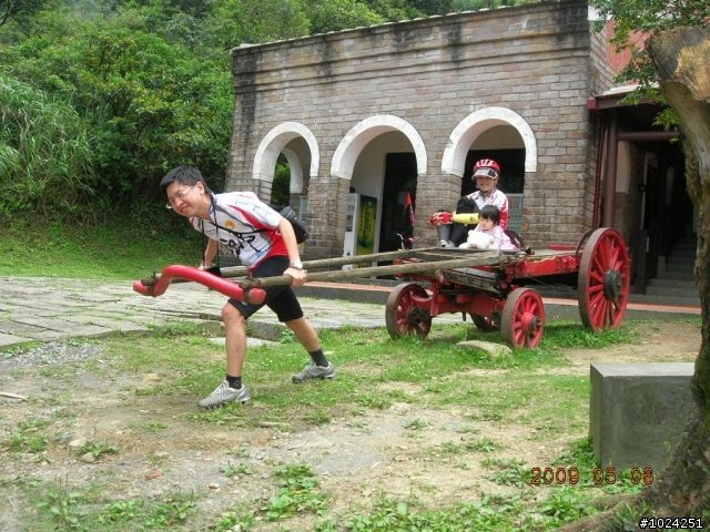 草嶺古道越嶺行-嬰兒拖車的無限可能