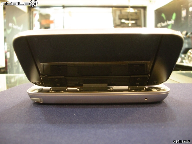 【開箱】HTC Touch PRO2 開箱 6/9更新 (TV-OUT照片上傳...)...待續