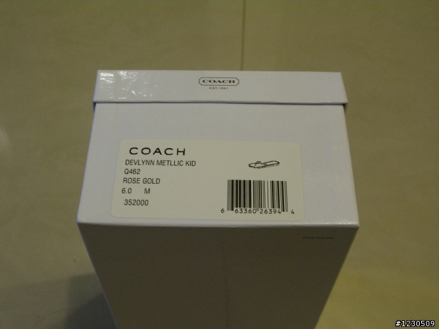 第一次發開箱文.Coach拖鞋開箱分享.