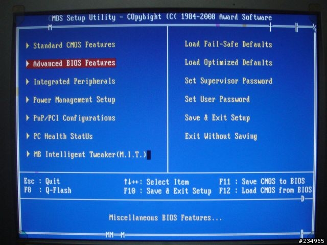 出現不正常會移位置的亮點~是否為主機板還是顯卡的損壞?