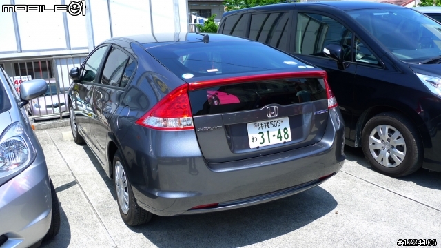 沖繩租車--HONDA Insight