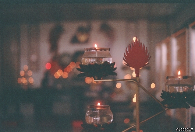 分享第一次的作品[老爸國中的KONICA AUTO S2]