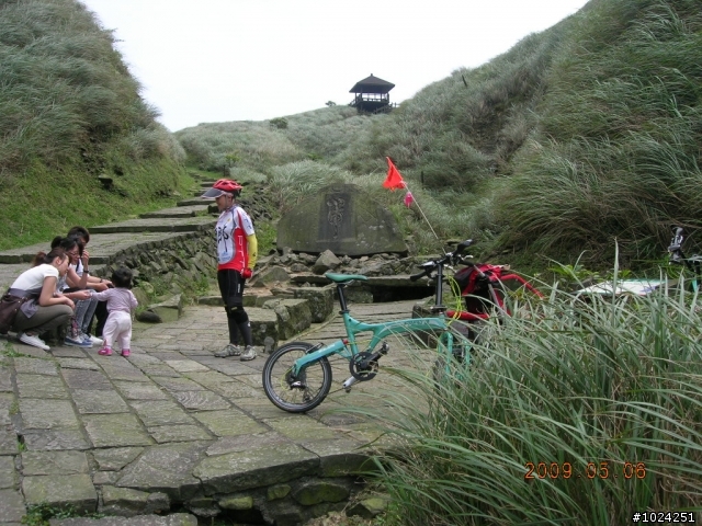 草嶺古道越嶺行-嬰兒拖車的無限可能