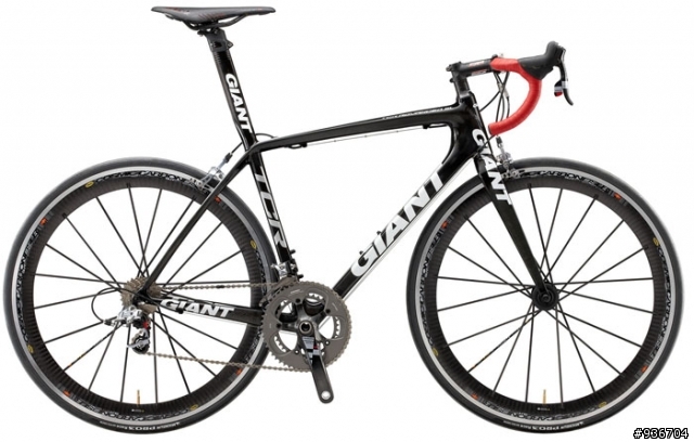 GIANT的DEFY ADV 0跟TCR ADV SL 0 大家對這2台車的評價如何呢?