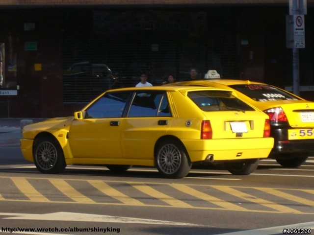 經典Lancia Delta 小飛象