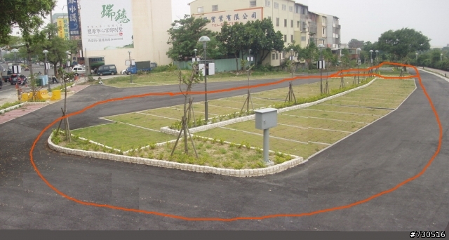 有圖喔~豐原市~很像賽車場的公園~可以壓車耶