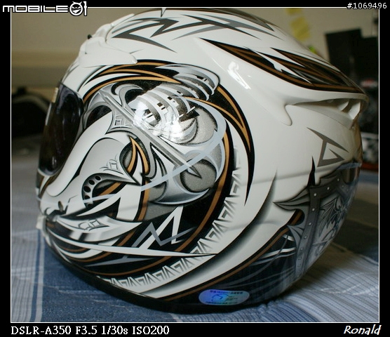 新款全罩式 Apex 2720 白銀彩繪