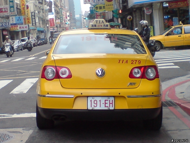 Golf  計程車 .. 第一次看到