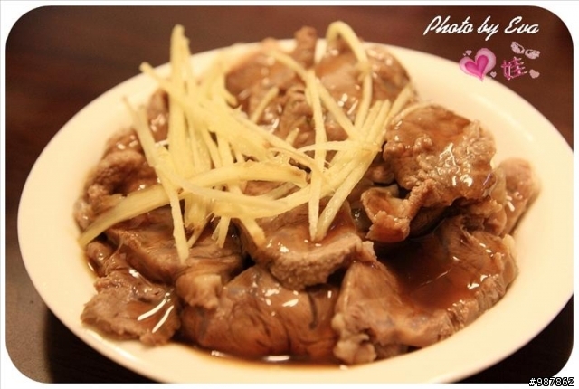 [美食] 非常道地的台南府城美食-肉羹、浮水魚羹