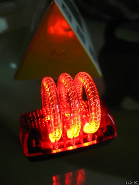 [分享]來個與眾不同的尾燈吧-Pizi Tail Light