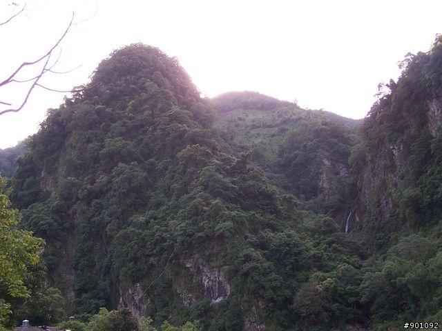 新竹縣五個山地部落 ( 和平~羅山~花園~天湖~梅花 ) 雙越嶺