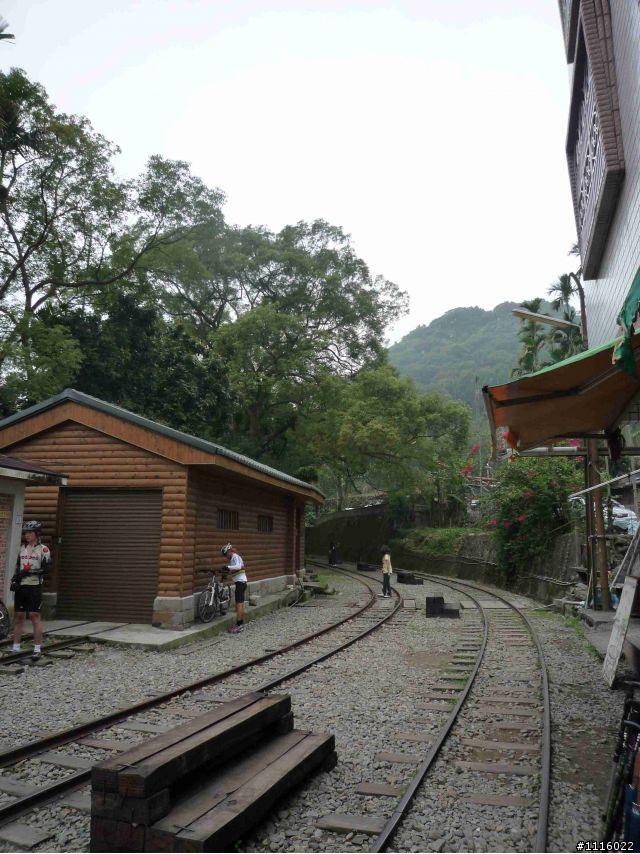 阿里山小火車站 - 樟腦寮