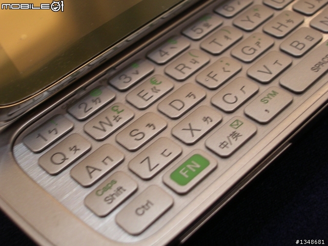 【開箱】HTC Touch PRO2 開箱 6/9更新 (TV-OUT照片上傳...)...待續