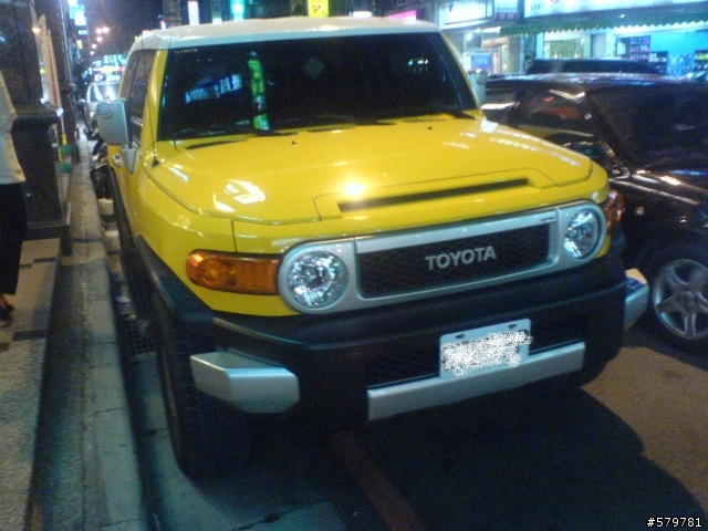 有誰知道這台車的型號呢?