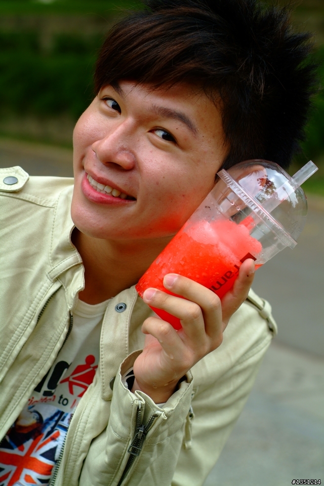 '求助'哪位大大可以幫我修圖