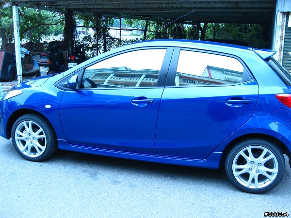 [新加入]mazda 2 新顏色車登場
