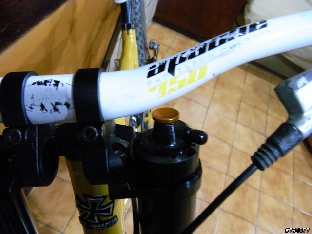 DA BOMB & INTSNSE & MARZOCCHI & X-Fusion 車架&輪胎&鞋子&避震??