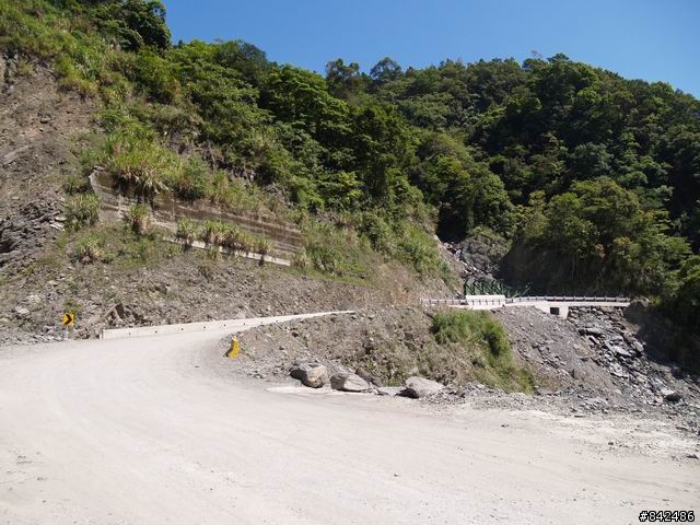 新竹五峰鄉一日遊--觀霧、雪霸休閒農場、清泉