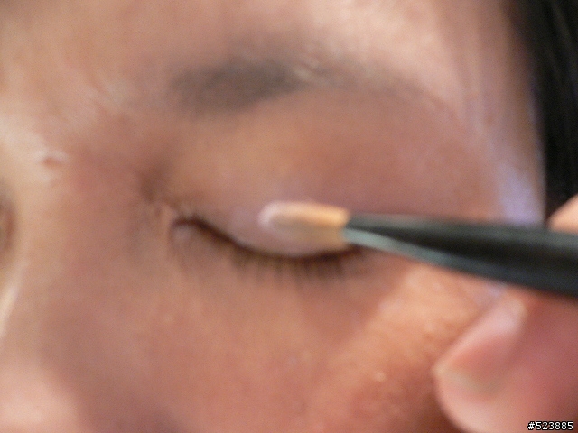 簡單化妝術~看! 我也是會幫人化妝的!