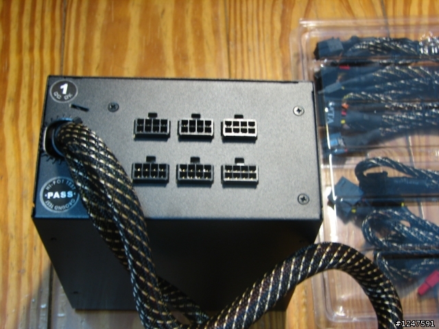 [開箱分享]  振華 冰山之星 ~500W 電源供應器