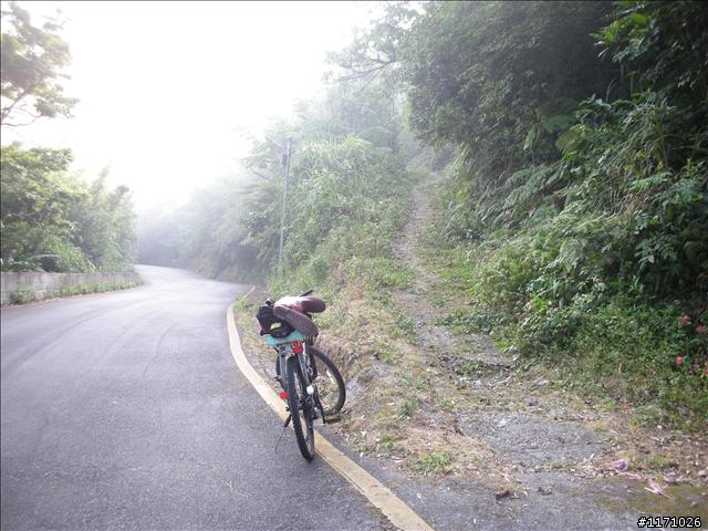 熊空越嶺紅河谷