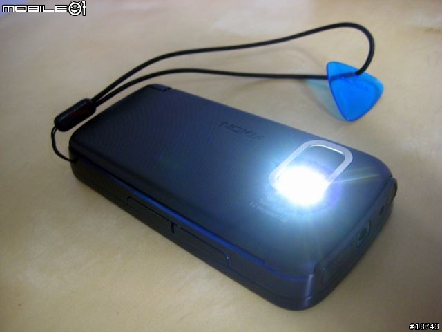 [下載] 把 5800 變成手電筒吧！！(直接安裝免簽名)