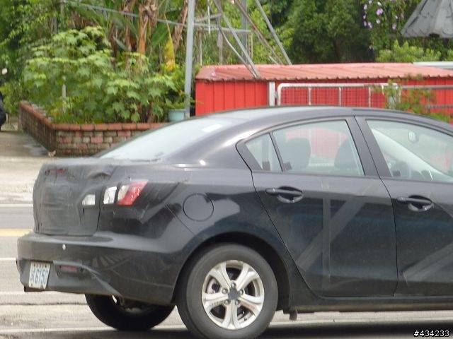 巧遇新MAZDA 3 4門&5門版本