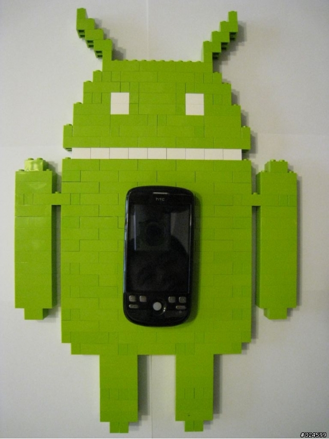 同時瘋 Android 和 Lego 的結果 --> Lego Android!