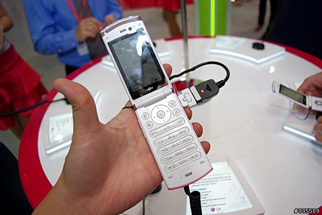 [CommunicAsia 2009]LG、Garmin-Asus、Black Berry篇