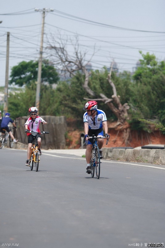 女兒第一次30KM比賽~~