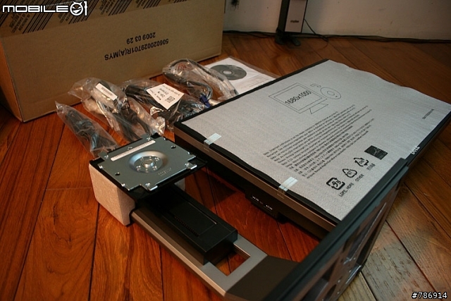 [開箱文] 22" DELL 2209WA