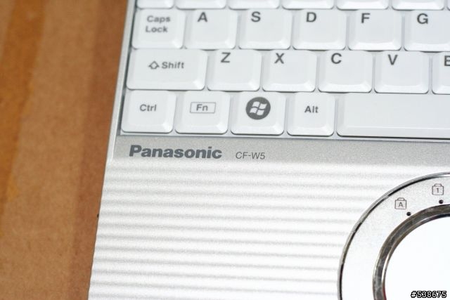 [開箱圖] Panasonic W5 內建 3.5G 上網 (美規) 完成品