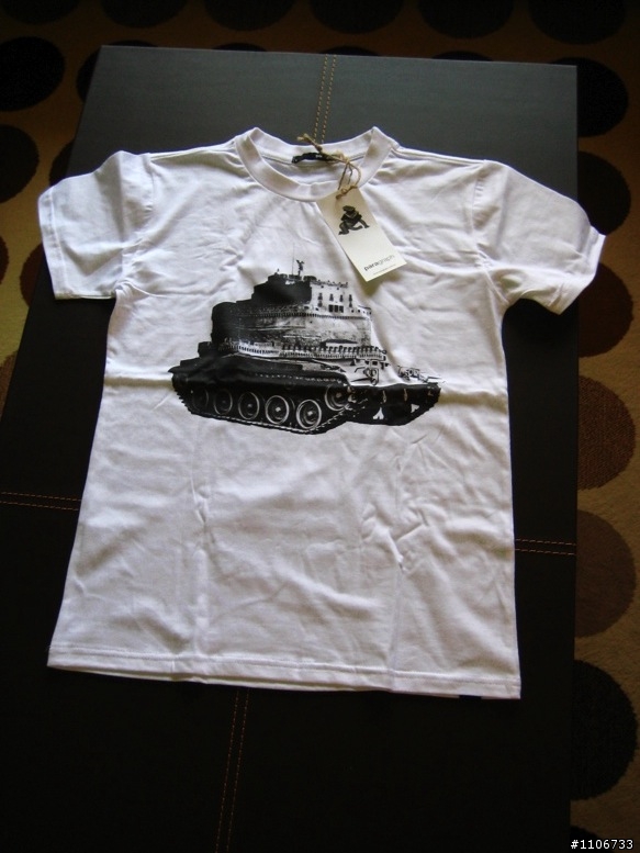  paragraph - 忍不住讓人竊喜的新發現t-shirt~