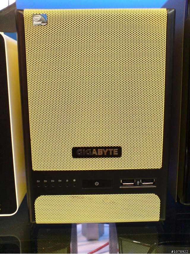 [Intel@Computex 2009]南港展館4F  參觀INTEL館 (新增一大堆主機板)