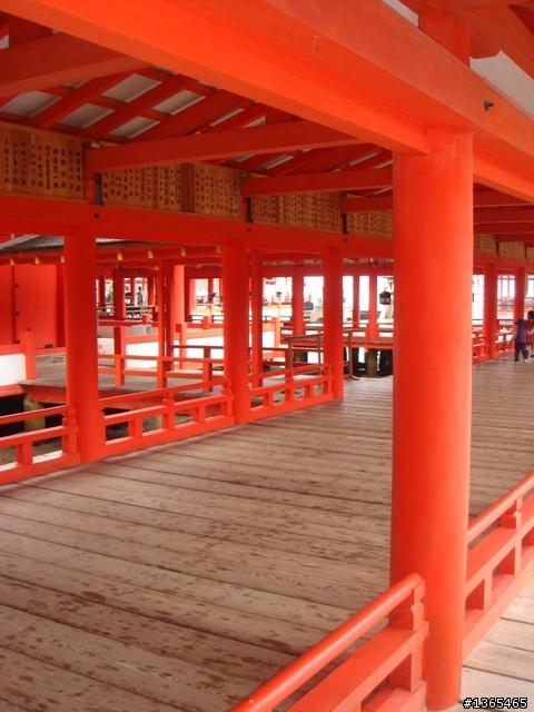 {國外 遊記} 日本賞櫻 第二天 宮島上的厳島神社 + 倉敷美観地区 + スパワールド世界の大温泉