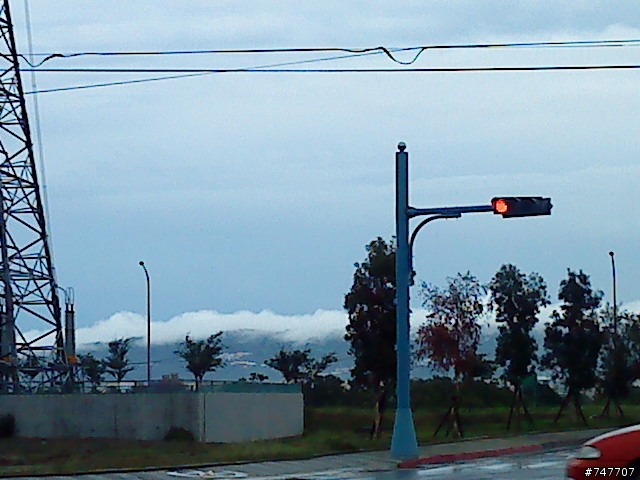 雨後的大崗山及中寮