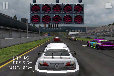 [賽車大作] Real Racing：實感賽車！夢想成為賽車手嗎？Real Racing等你來挑戰！