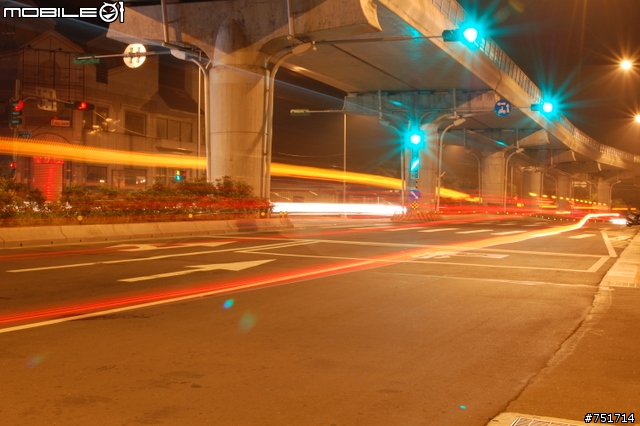徵求毒舌 :: 大湖公園夜拍