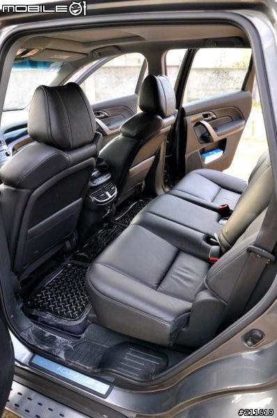 [開箱文]ACURA MDX 霸氣七人座SUV，晚了一年，依然開箱。